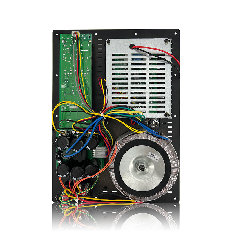 Güçlü 1,0 kanallı subwoofer SUB18-600
